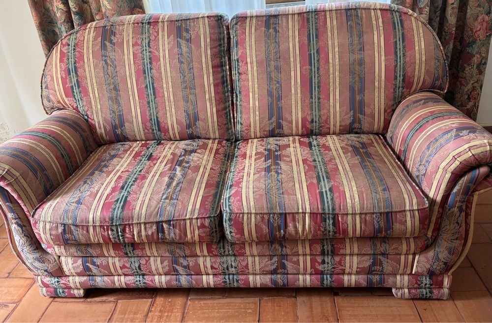 Conjunto de sofás para sala