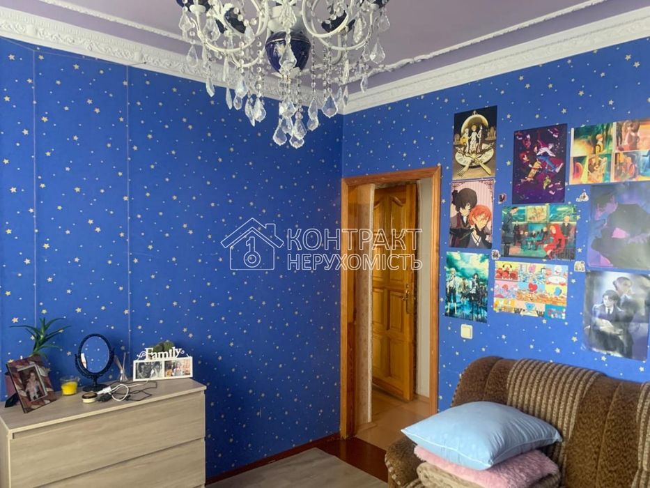 Продам 4к квартиру на Одеській