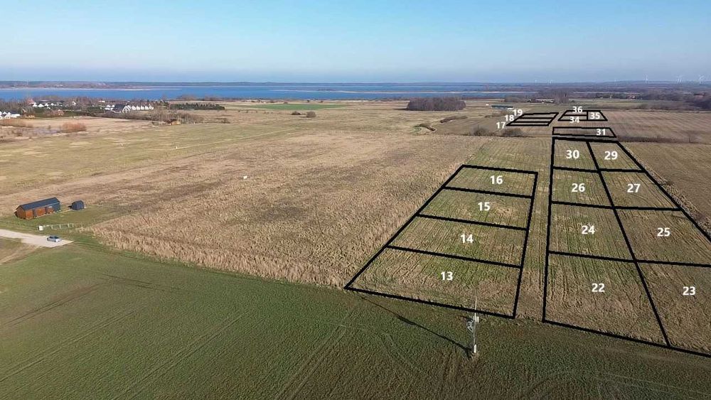 Działki nad morzem i dwoma jeziorami 135zł/m2