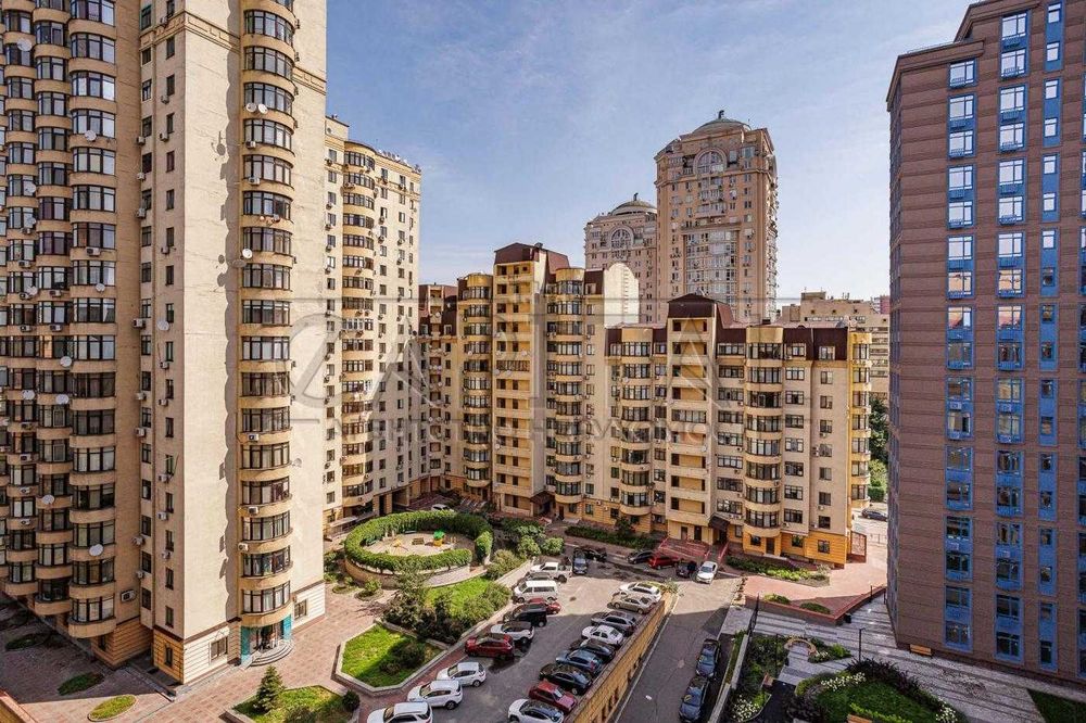 Оренда просторої 4к квартири Золотоустівська Центр Київ