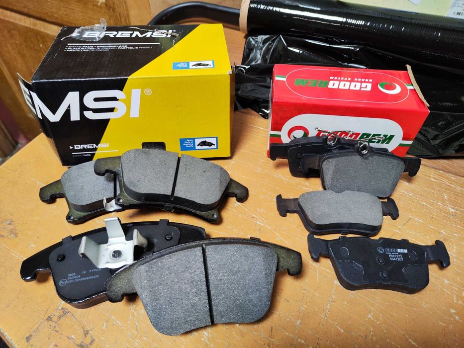 Тормозные колодки перед/зад Ford Fusion USA