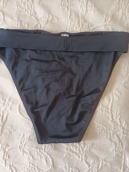 Cueca preta de bikini