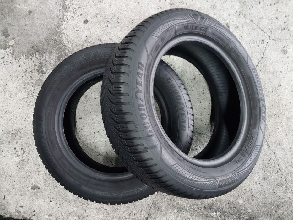195/60/15 2sztuki caloroczne Goodyear Vector 4seasons 21rok 6,5mm
