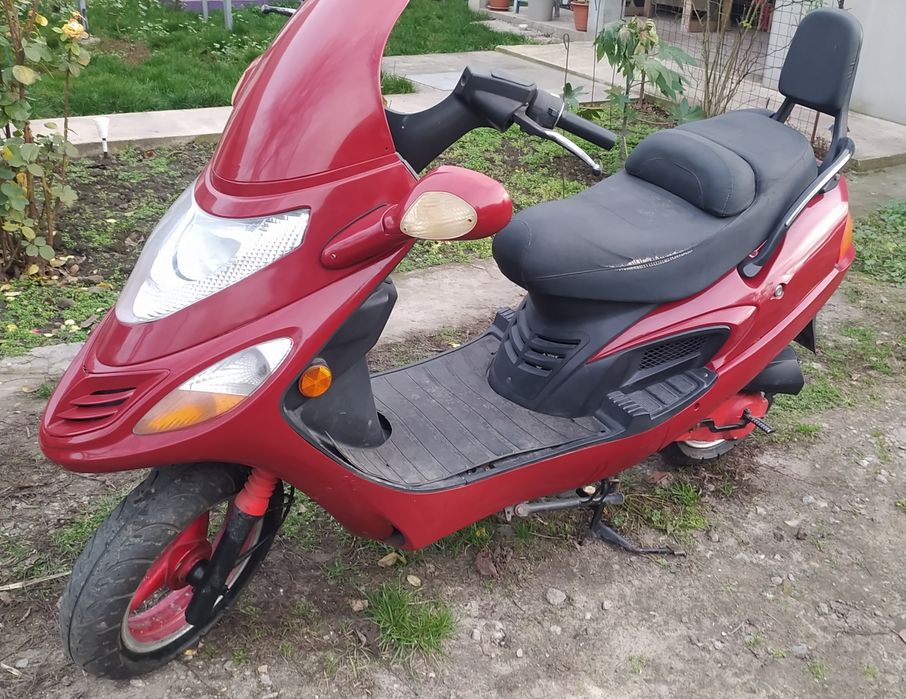 Скутер  Viper f50 4t