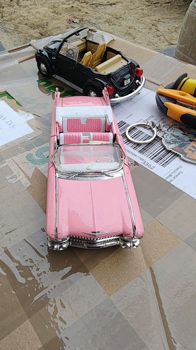 Model 1;32 cadillac