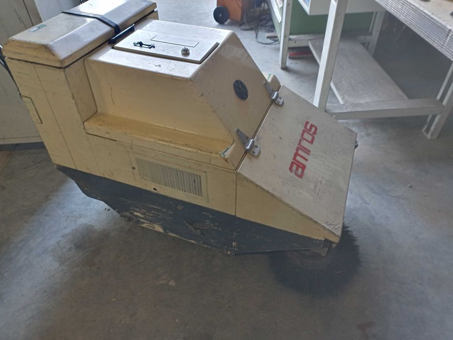 zamiatarka Amros 500e