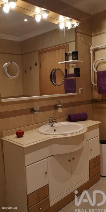Apartamento T2 em Almeirim de 163,00 m2
