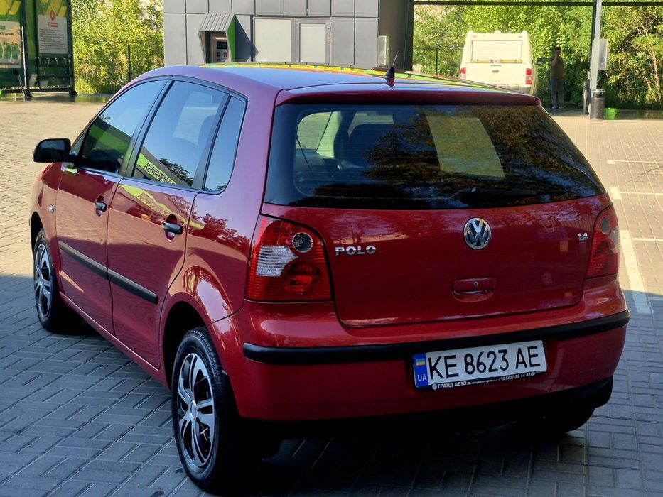 Продам VOLKSWAGEN POLO 2003 г .в.