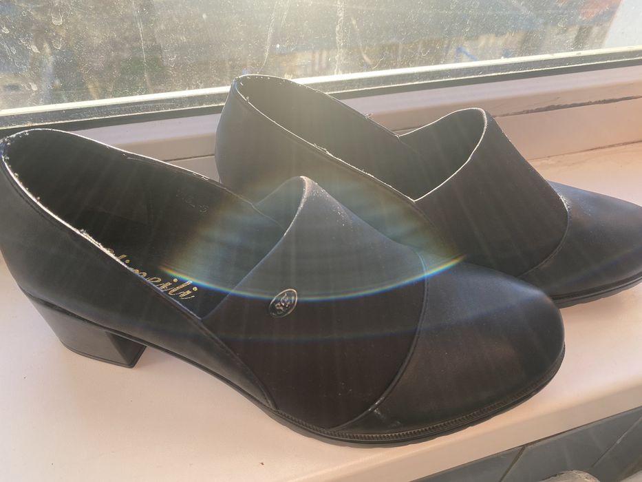 Шикарні туфлі! Великий розмір!