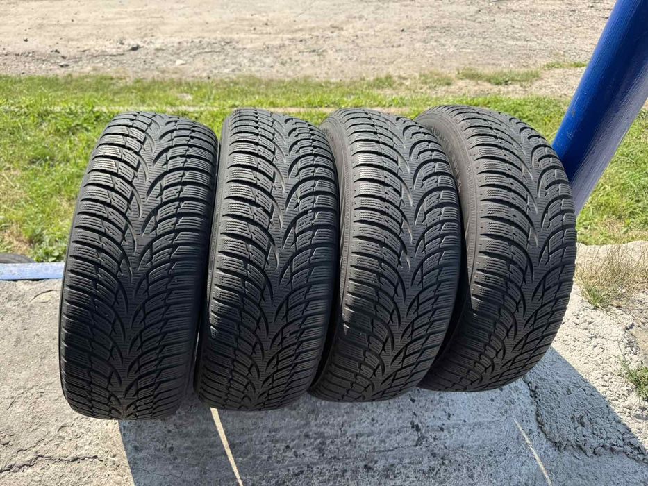 Зимові шини NOKIAN 215/60 R16