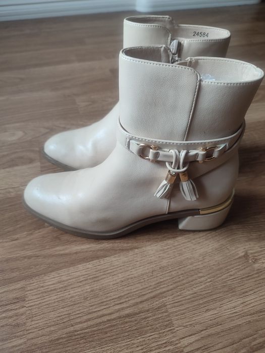 Bota Senhora número 39