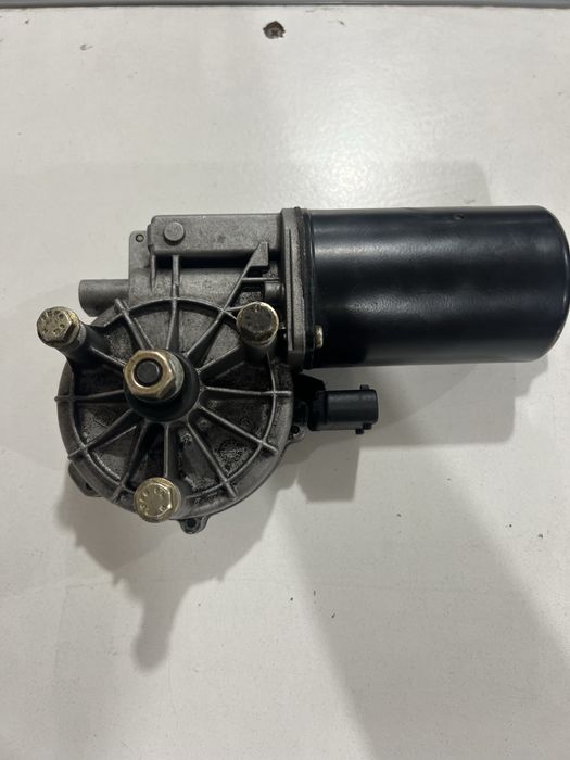 Silnik do przednich spryskiwaczy bmw e39