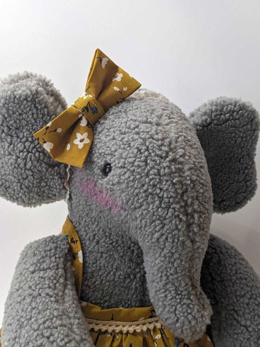 М'яка іграшка ручної роботи. Слоник-унікалний подарунок для дитини.
