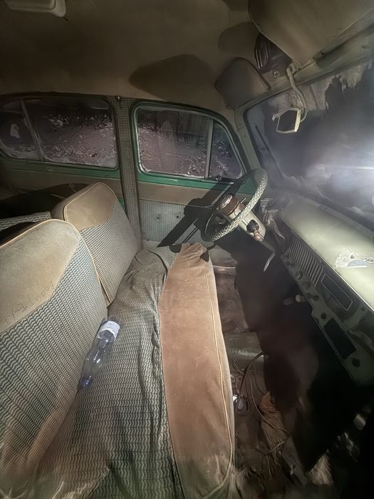 Продам Москвич 407  1960 ПЕРЕОФОРМЛЕНИЕ