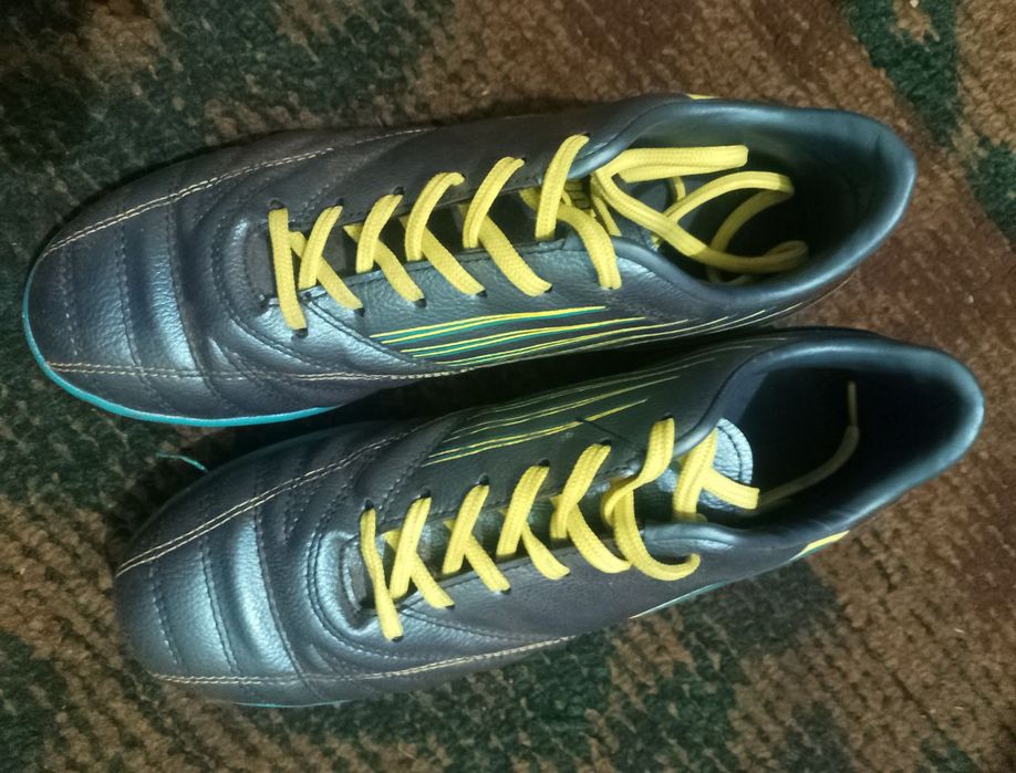 В продаже футзалки!