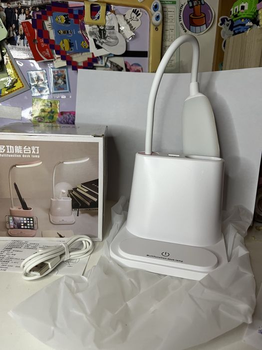 Багатофункціональна настільна LED-лампа з зарядкою (power bank)