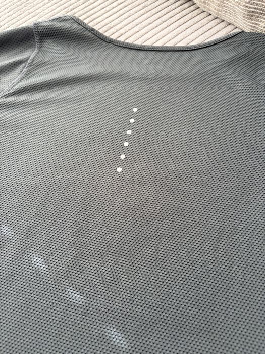 Nike Zonal Cooling damska szara koszulka treningowa na siłownię