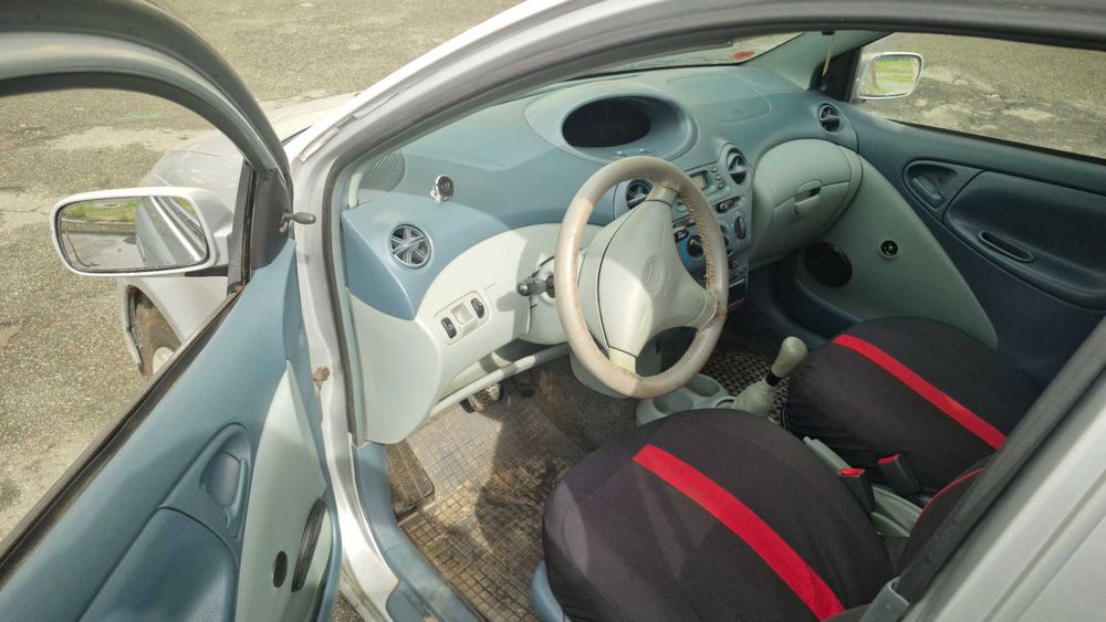 Продам Toyota Yaris