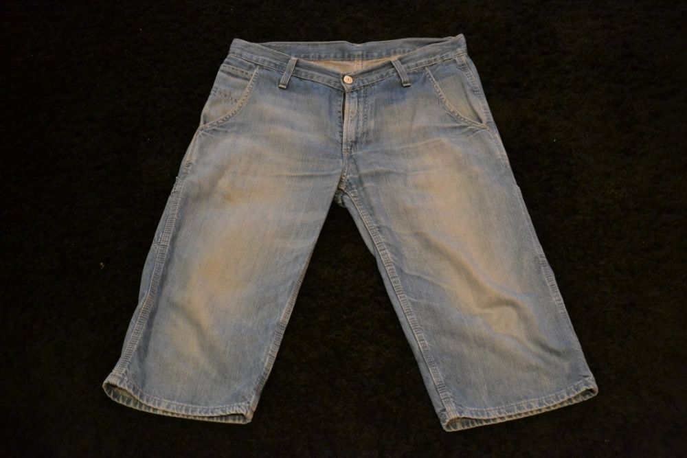 Jardineiras, calções e bermudas de marca, baratos!