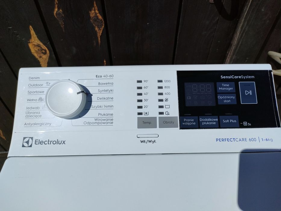 Pralka Electrolux górny wsad 6kg