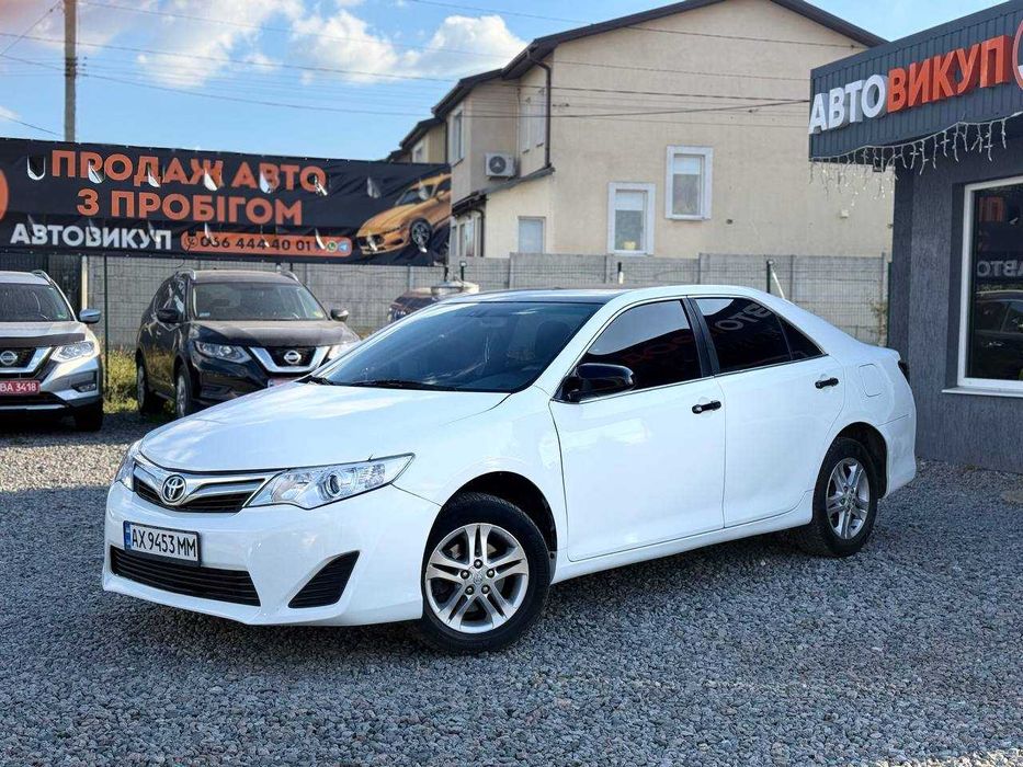Toyota Camry 50 | 2013 рік | 2.5 бензин/газ | Автомат