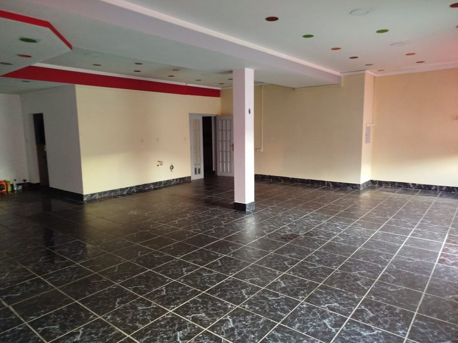 Loja / estabelecimento para arrendar