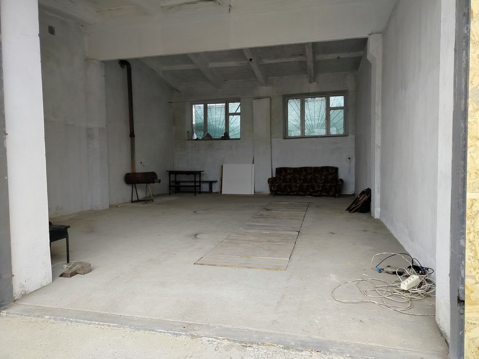 Здається приміщення