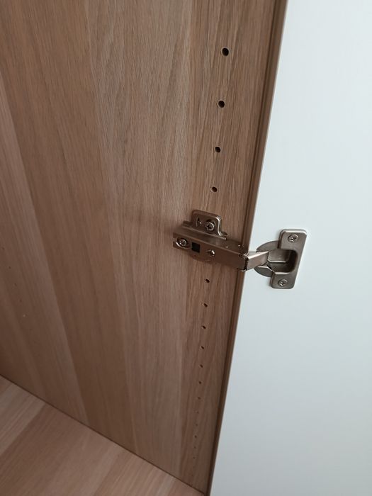 Roupeiros Ikea Branco com Carvalho