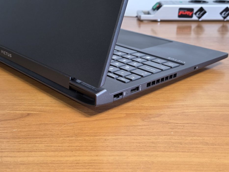 Ігровий ноутбук HP Victus 16-r1058nt| i5-14500HX| RTX 4050| DDR5|144Hz