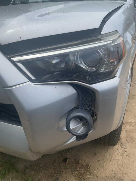 Капот Toyota 4Runner розборка шрот