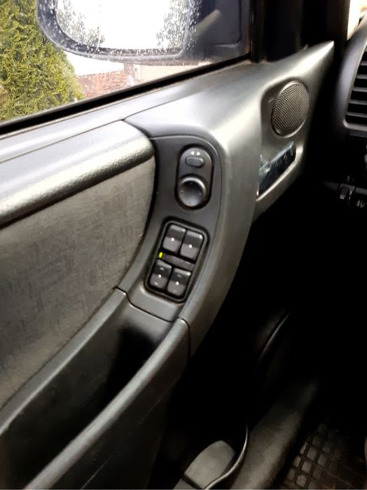 Opel Zafira 1.8 бензин 2001 рік