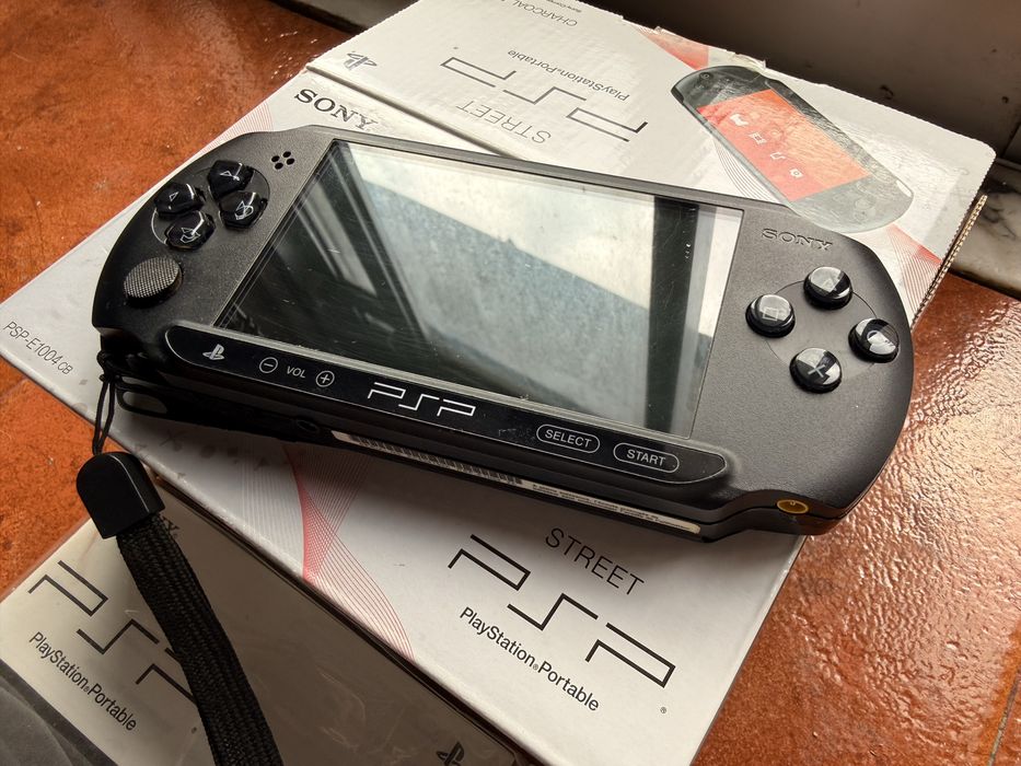 Playstation Portable PSP E1000 Street Edition