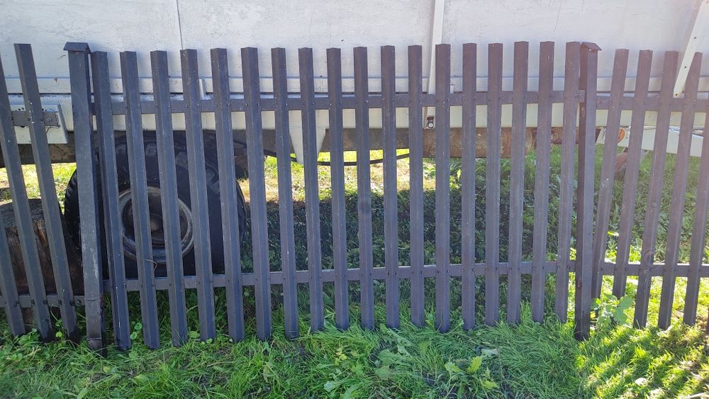 Przęsła ogrodzeniowe i 3 słupki