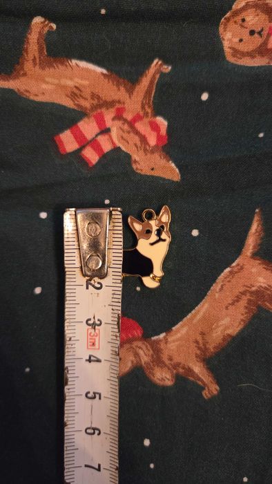 Pies corgi zawieszka naszyjnik