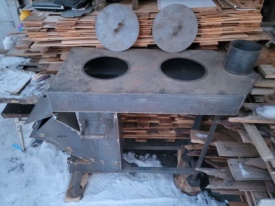 Піч, буржуйка з варильною поверхнею , камін, лофт, приготування їжі