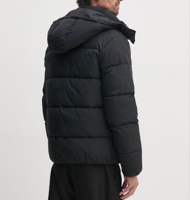 Куртка зимова Calvin Klein розмір Л оригінал