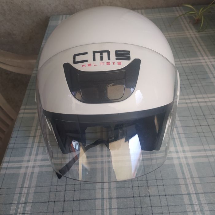 Vendo capacete de mulher para mota