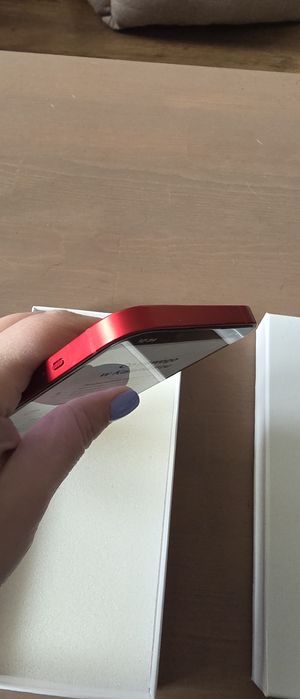 Iphone 13 128gb czerwony bateria 100%