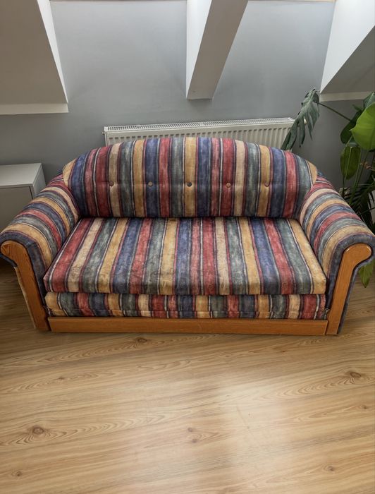 Sofa rozkładana i fotel w komplecie