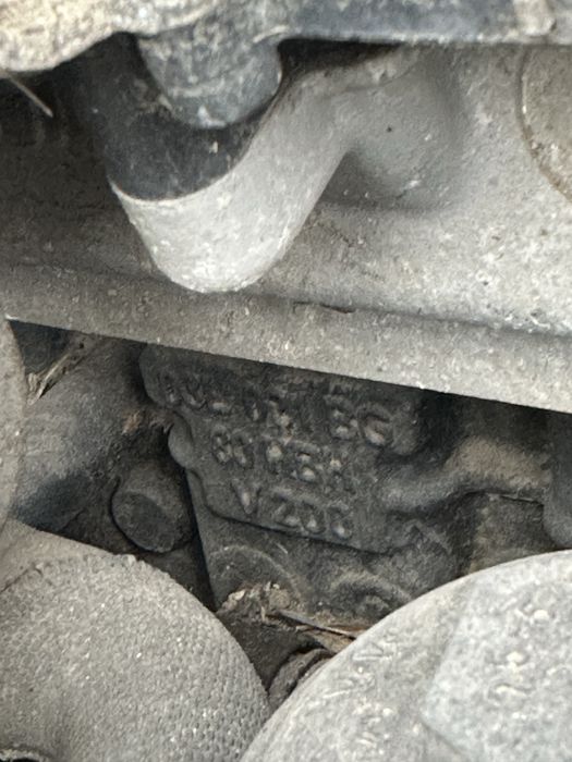 Двигатель, мотор и коррбка ауди А4 В8, дизель 2.0