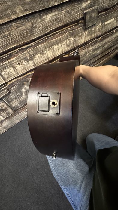 Gitara elekro-akustychna