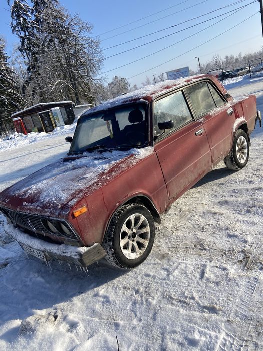 Продам ваз 2103.