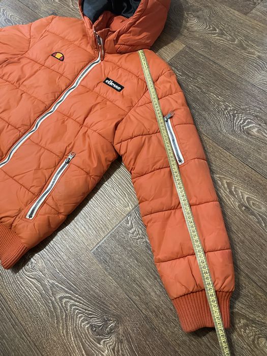 Куртка на підлітка, євро-зима.Фірма Ellesse. Тепла. В гарному стані