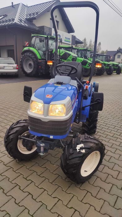 Ciągnik ISEKI TM 3187