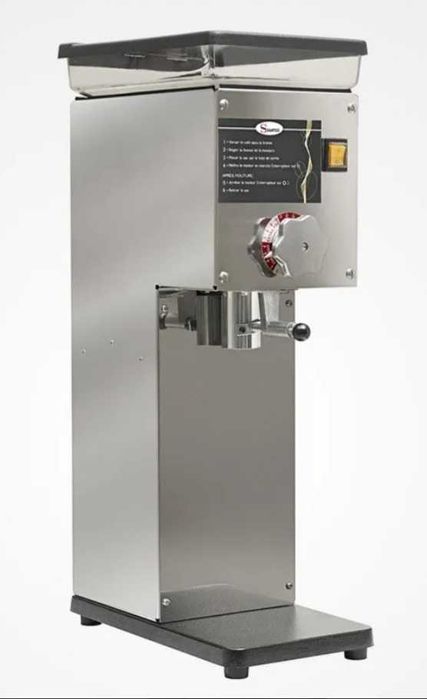 Moinho de Café Profissional Santos – Usado