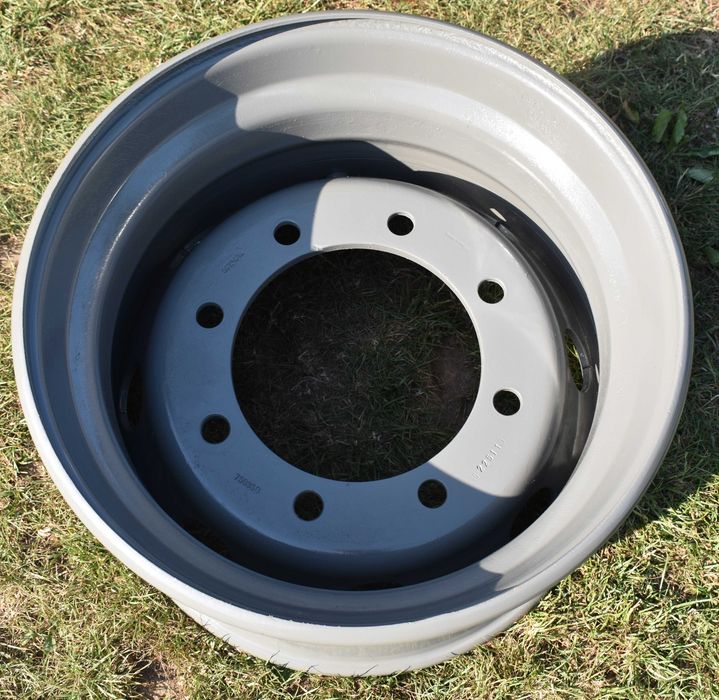 Felgi Do Przyczep Rolniczych 19,5 x 14" D50 D55 HL BRANDYS