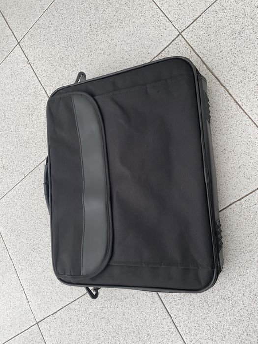 Mala de computador para transporte