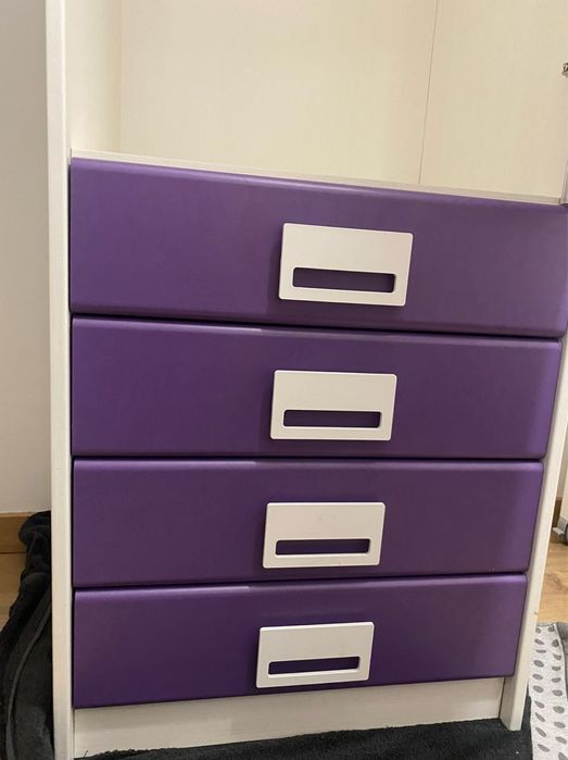 Quarto Juvenil - Cama dupla com 4 gavetoes + Roupeiro