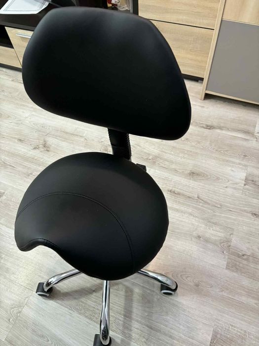 Krzesło obrotowe kosmetyczne