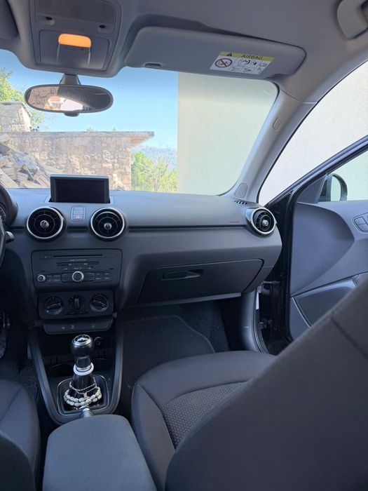 Vendo audi a1 1.6 90cv 195000KM 2014
